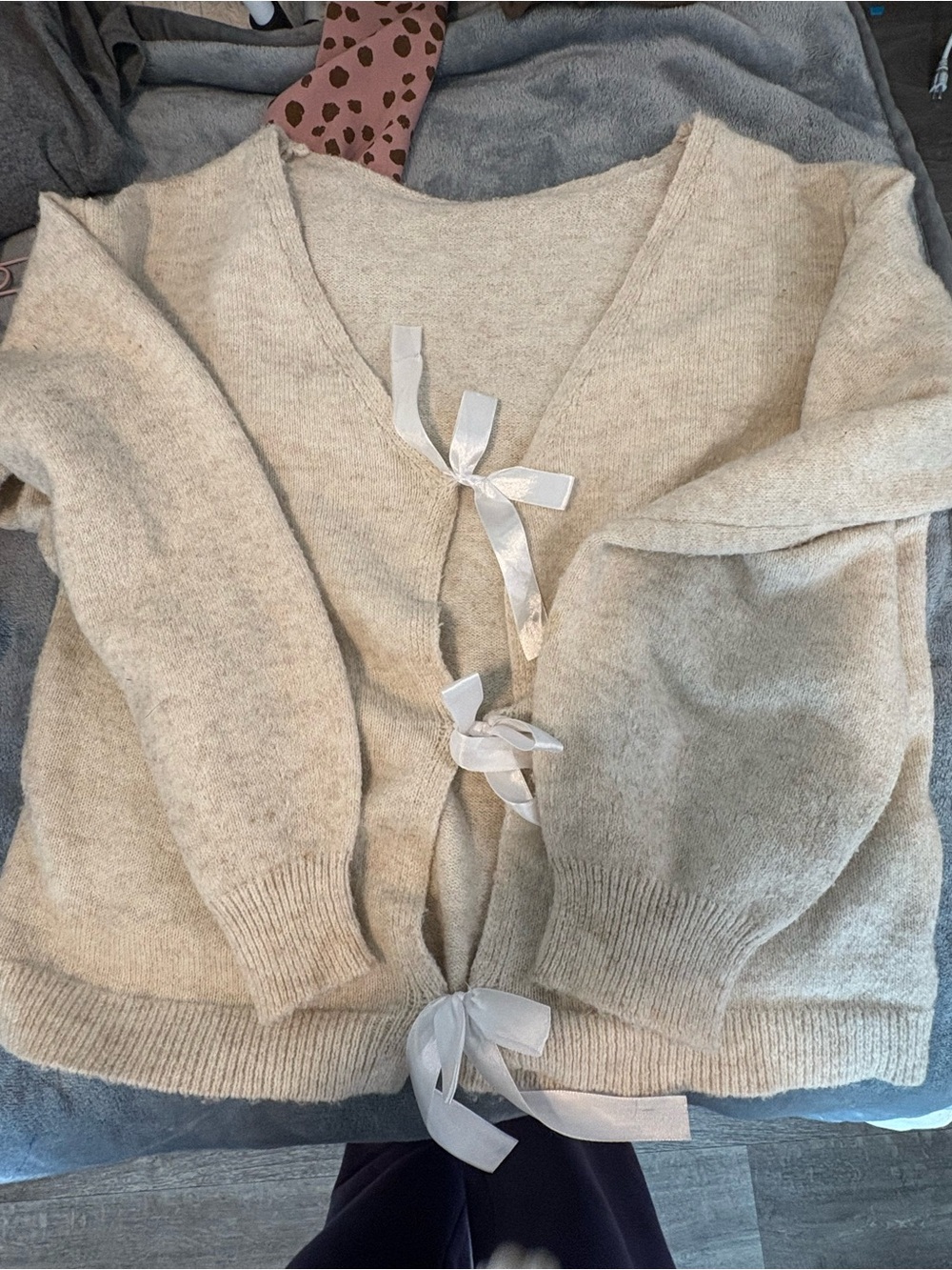 Women's Cream Tie-Front V-Neck Sweater Cardigan